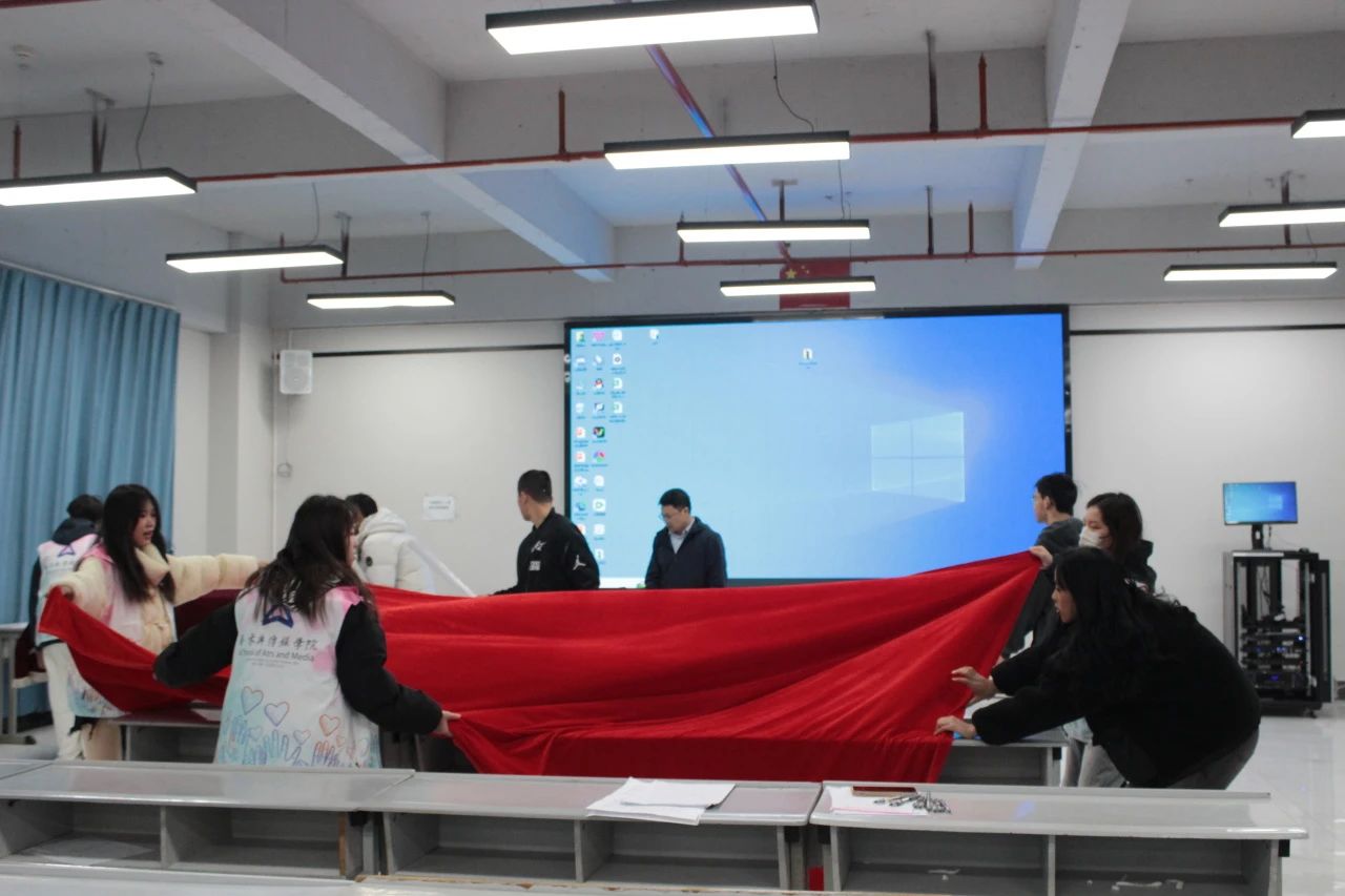 【创美艺传】志愿服务,你我同行——青年志愿者协会助力艺术与传媒学院首届全国大学生职业规划大赛院级赛 第 6 张 【创美艺传】志愿服务,你我同行——青年志愿者协会助力艺术与传媒学院首届全国大学生职业规划大赛院级赛 第 6 张