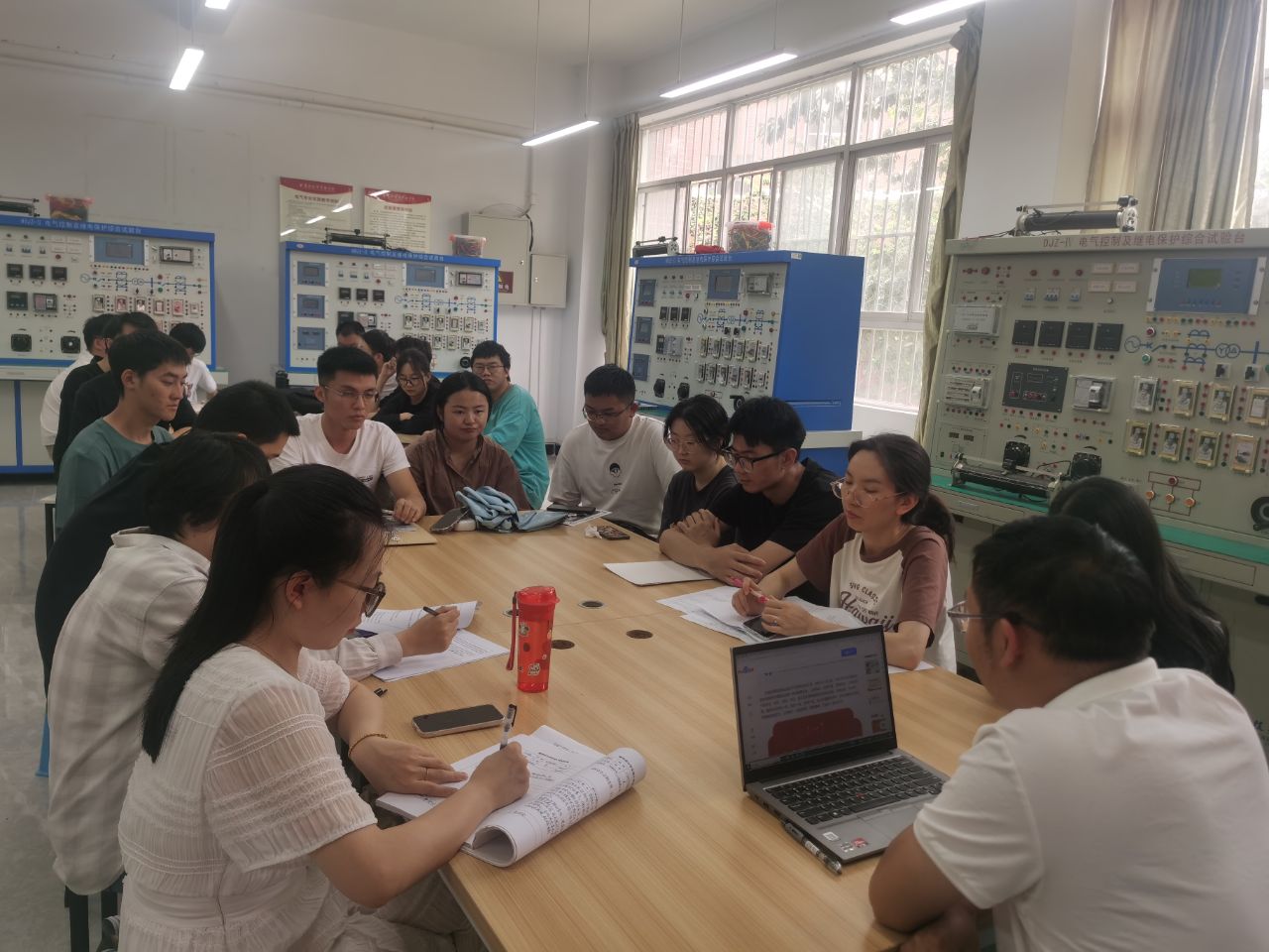 图片2.jpg 图片2.jpg