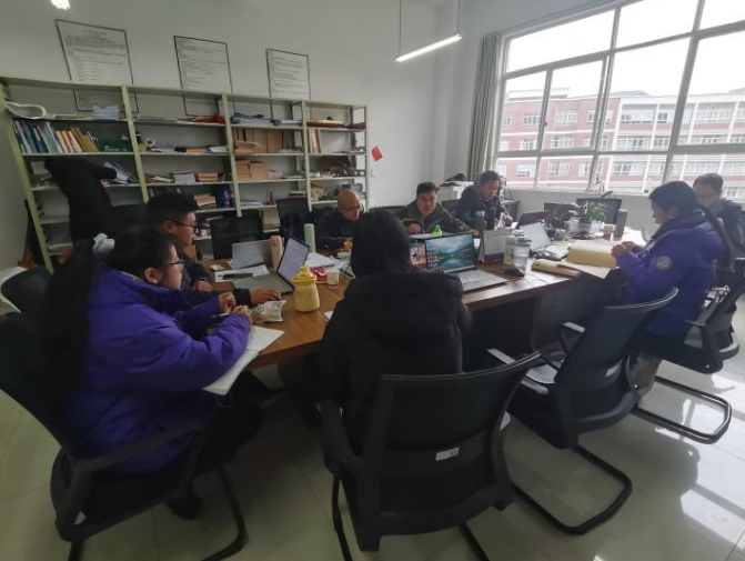 屏幕截图 2025-03-21 214559.png 屏幕截图 2025-03-21 214559.png