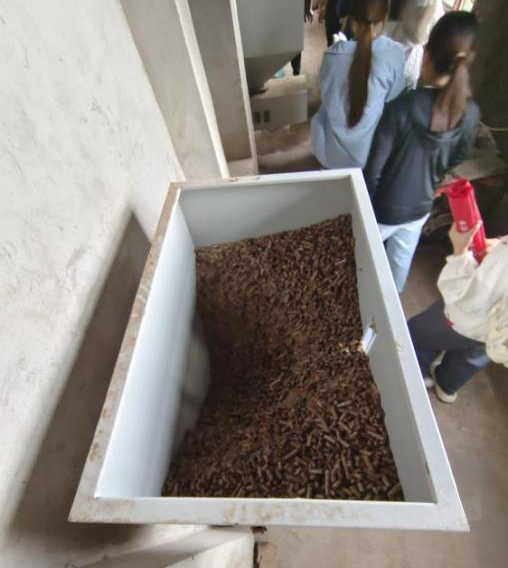 暑期社会实践 | 生物质燃料颗粒+自动化烘烤：烟草加工迈向“零碳”未来 第 11 张