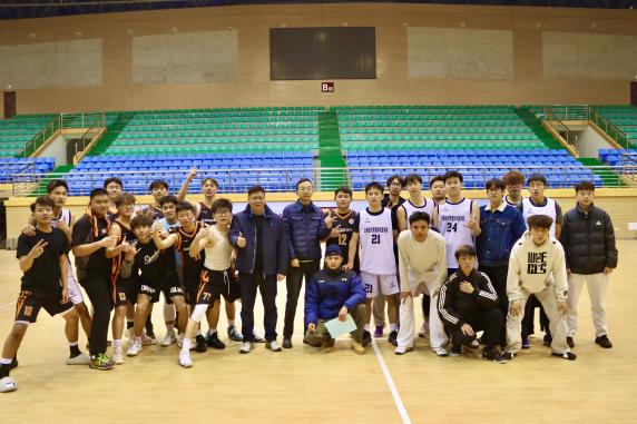 热血逐光，“篮”不住的青春！医学院篮球赛总决赛燃动校园 第 1 张